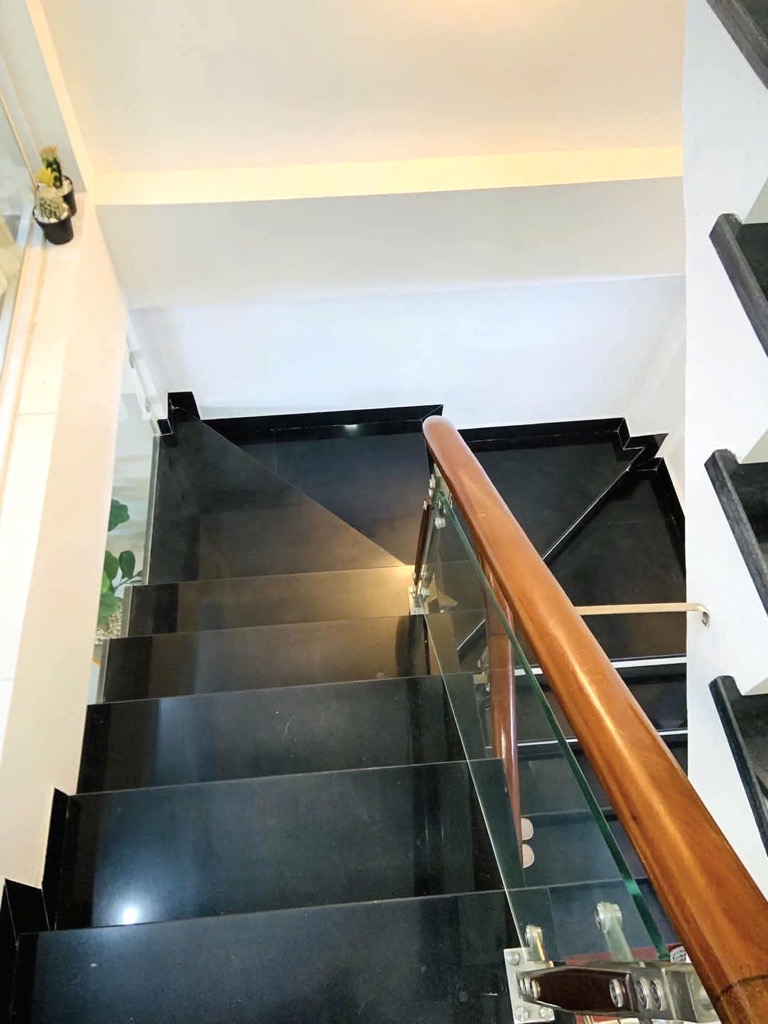 💥SIÊU PHẨM YÊN HOÀ - 1 NHÀ RA MẶT PHỐ - NGÕ RỘNG 3.5M - Ô TÔ ĐỖ CỬA - KHÔNG CÓ CĂN THỨ 2 - QUÁ - Ảnh 4